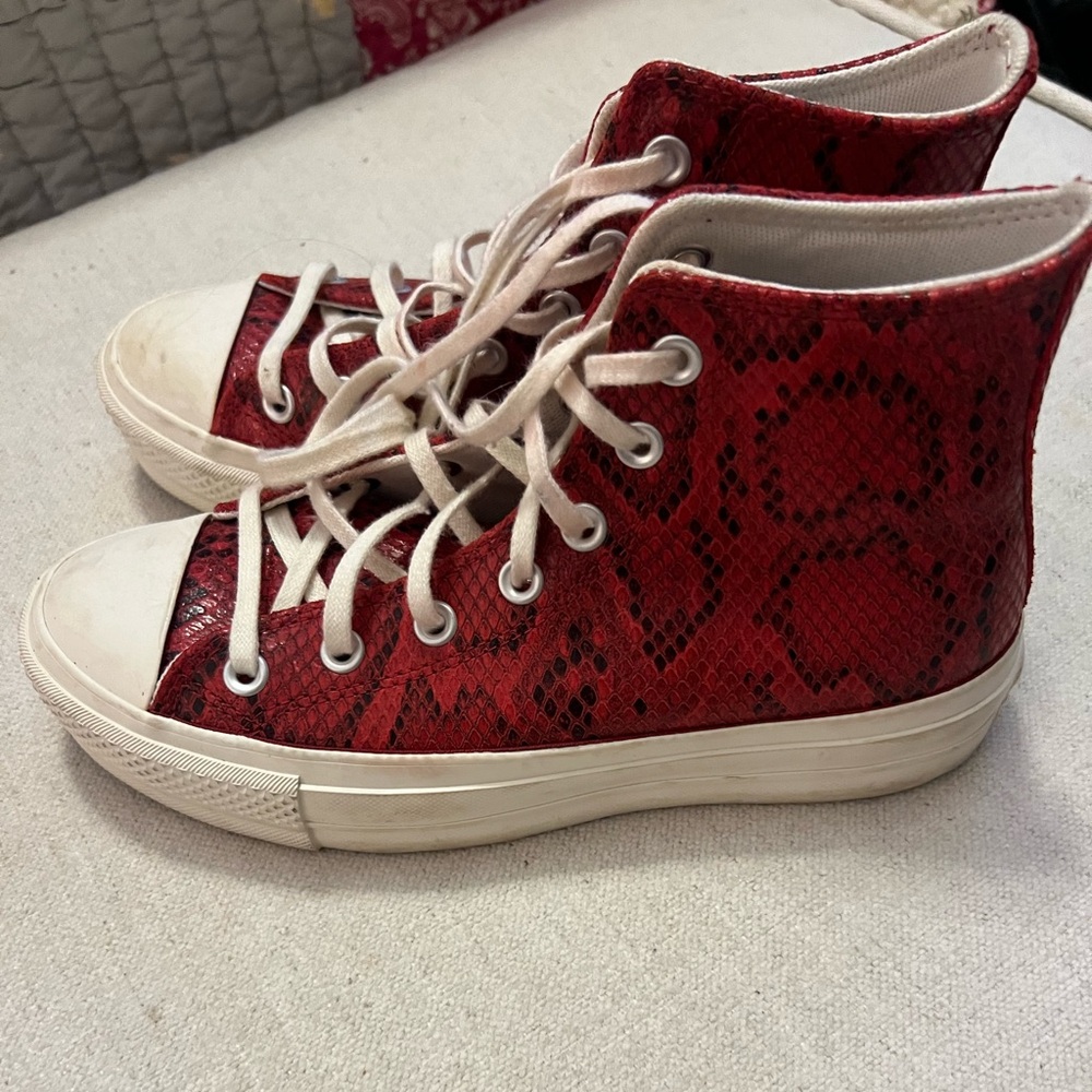 Leather Converse Women's Chuck Taylor All Star Lift Platform High-top, Size 7.5 - Picture 1 of 8